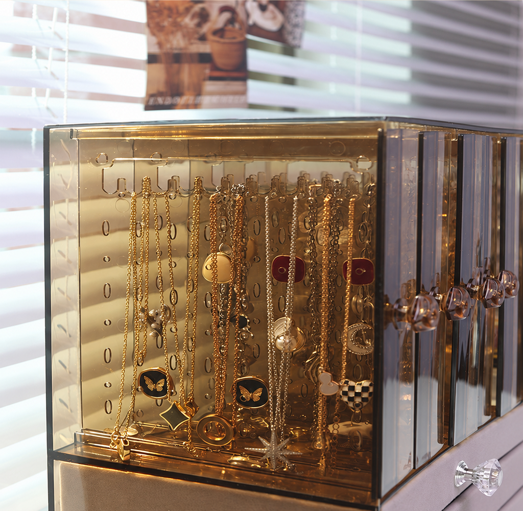 champagne jewelry box
5 open 3 drawer organizer
large acrylic cosmetic box
velvet jewelry storage tall
luxury jewelry box