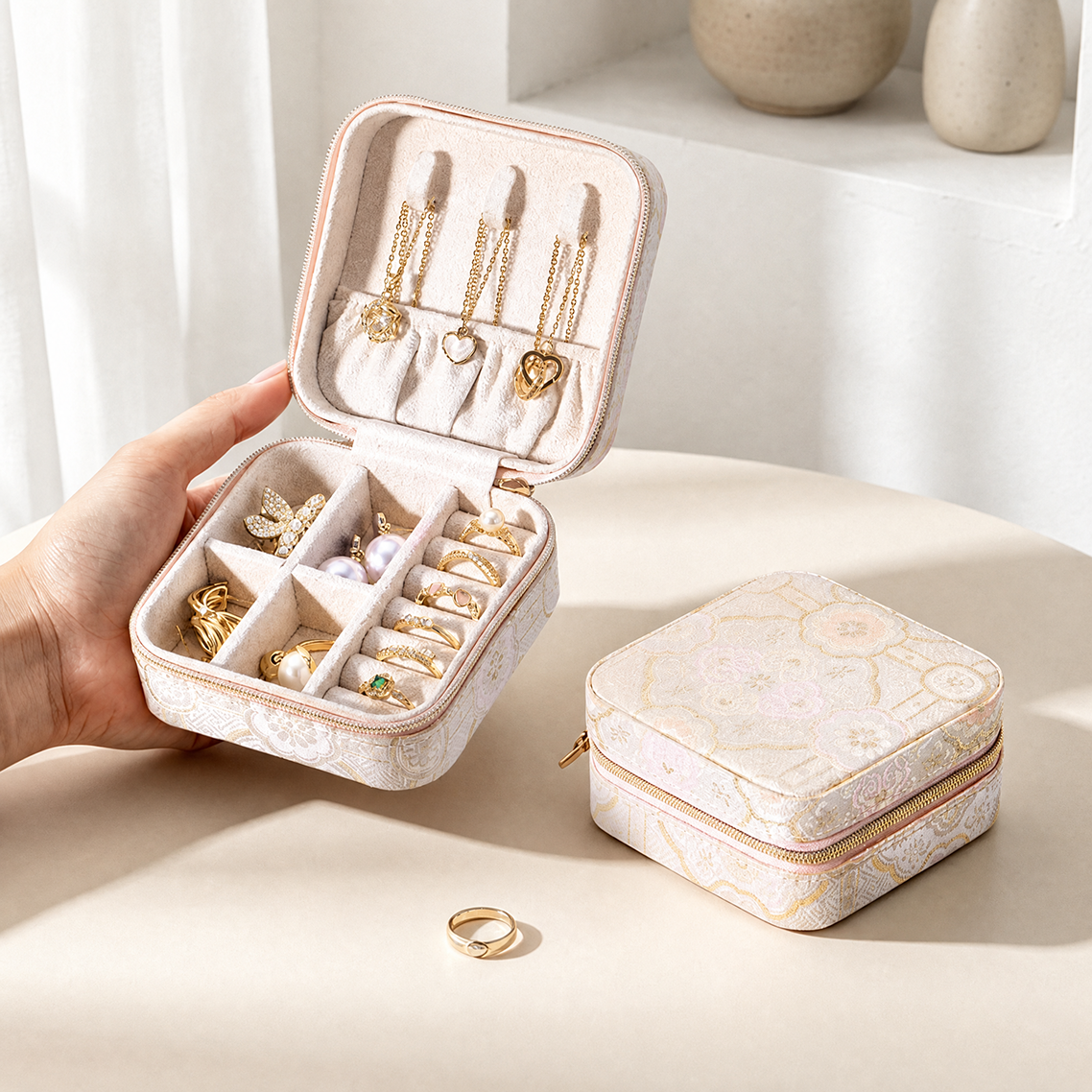 Retro Chinese Style Travel Jewelry Box, Jacquard Weave PU Leather Portable Jewelry Organizer Case for Necklaces, Rings & Earrings